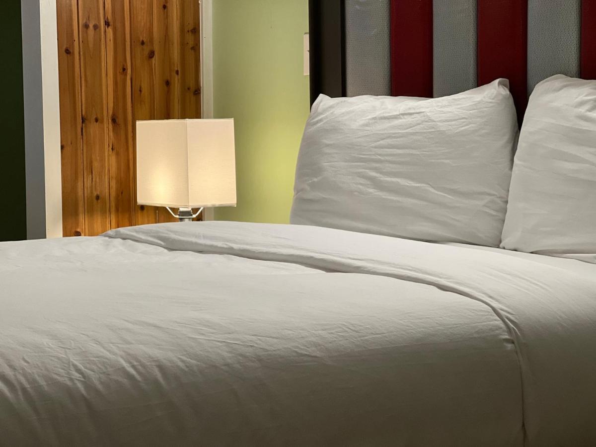 Chateau Suites Norristown Exteriör bild